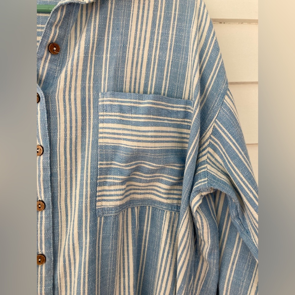 Billabong | In The Tide Oversized Button-Down Shirt Size Large - Picture 9 of 11